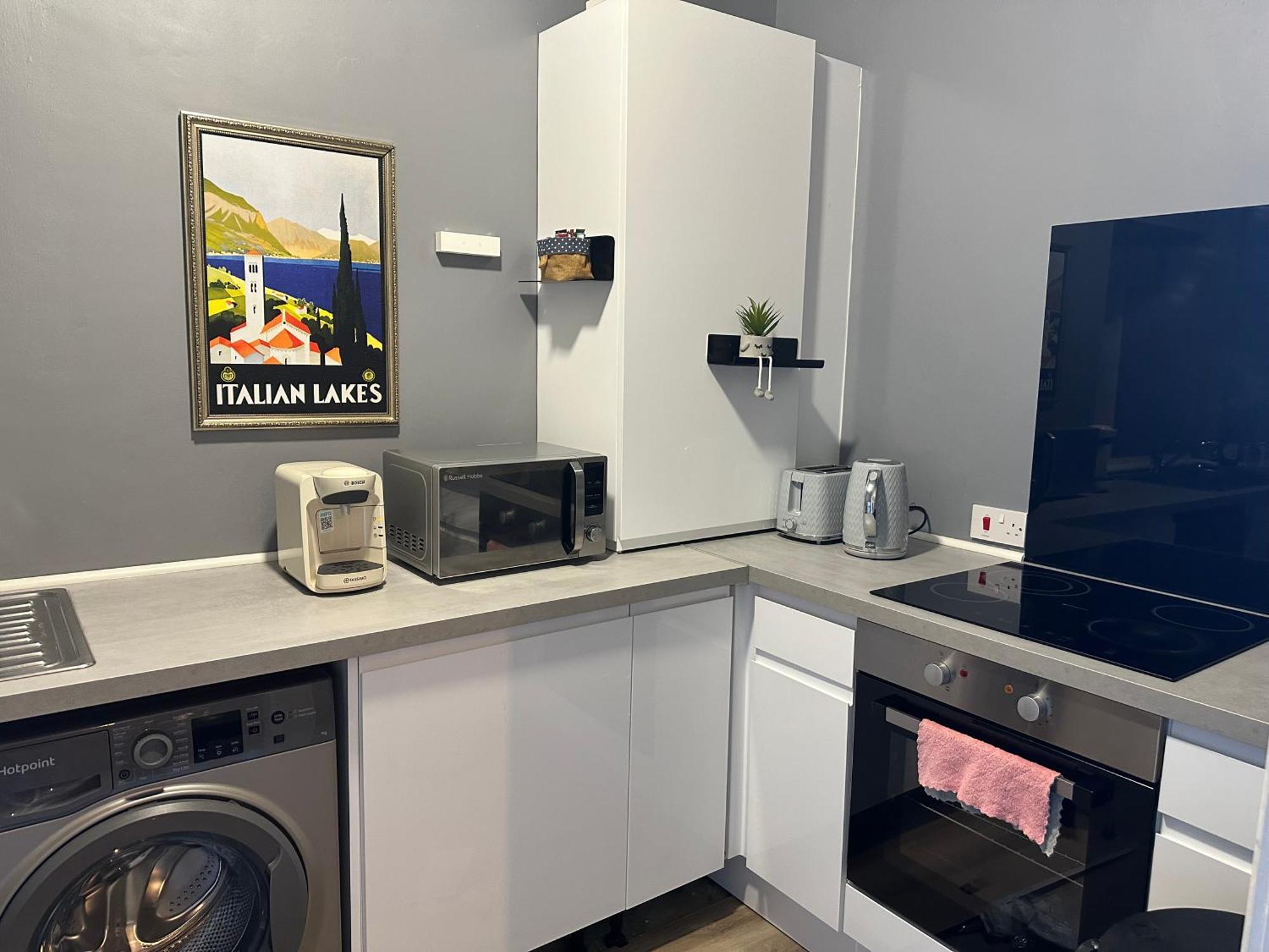 Two Bed Apartment Единбург Екстериор снимка